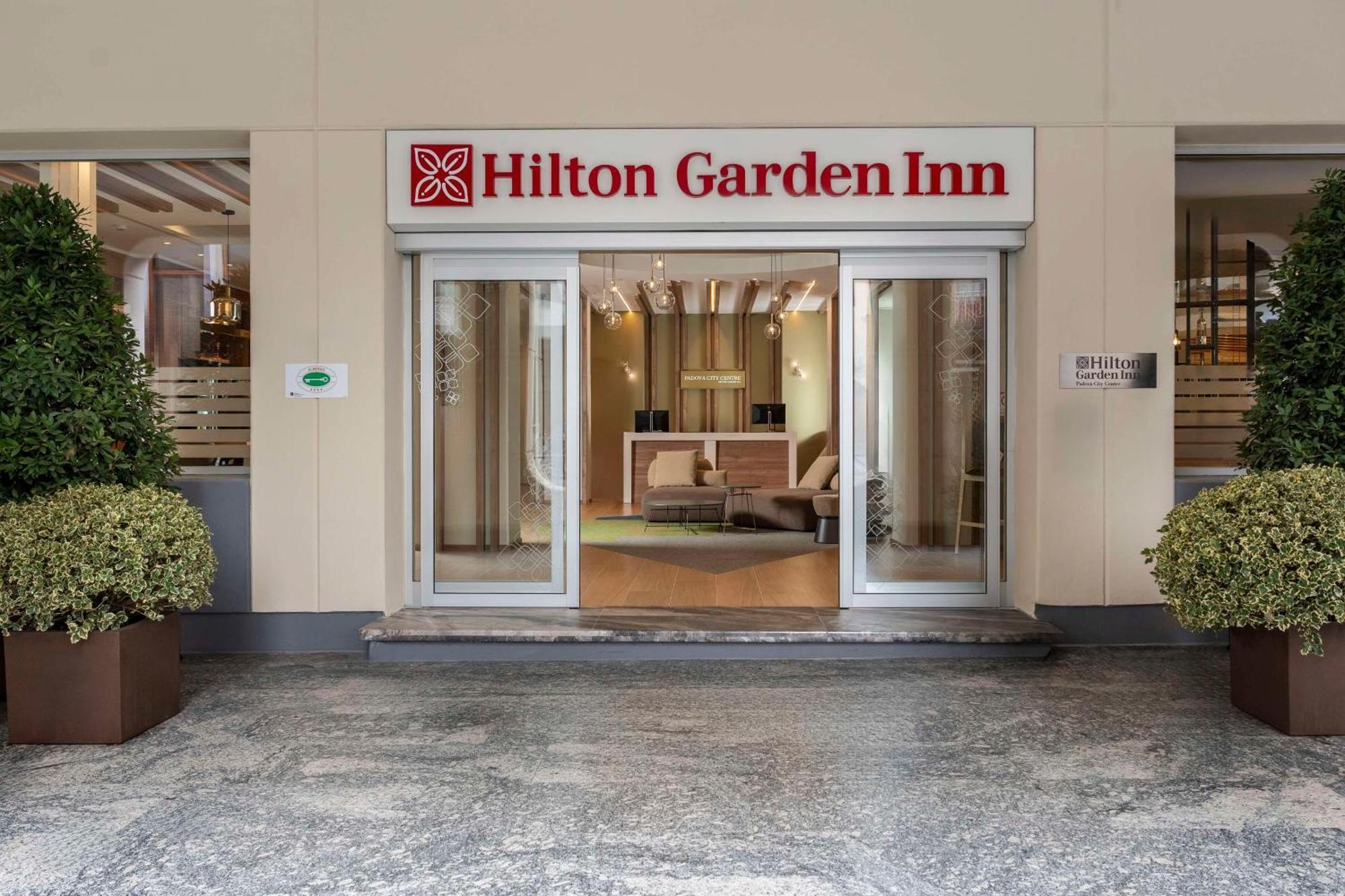 Hilton Garden Inn Padova City Centre Exterior foto